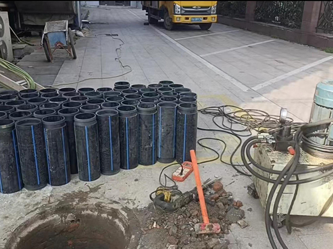 高要PE置换管厂家 DN315置换管 非开挖管短管置换